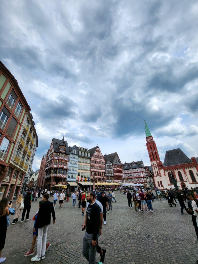visit a city frankfurt 3 days